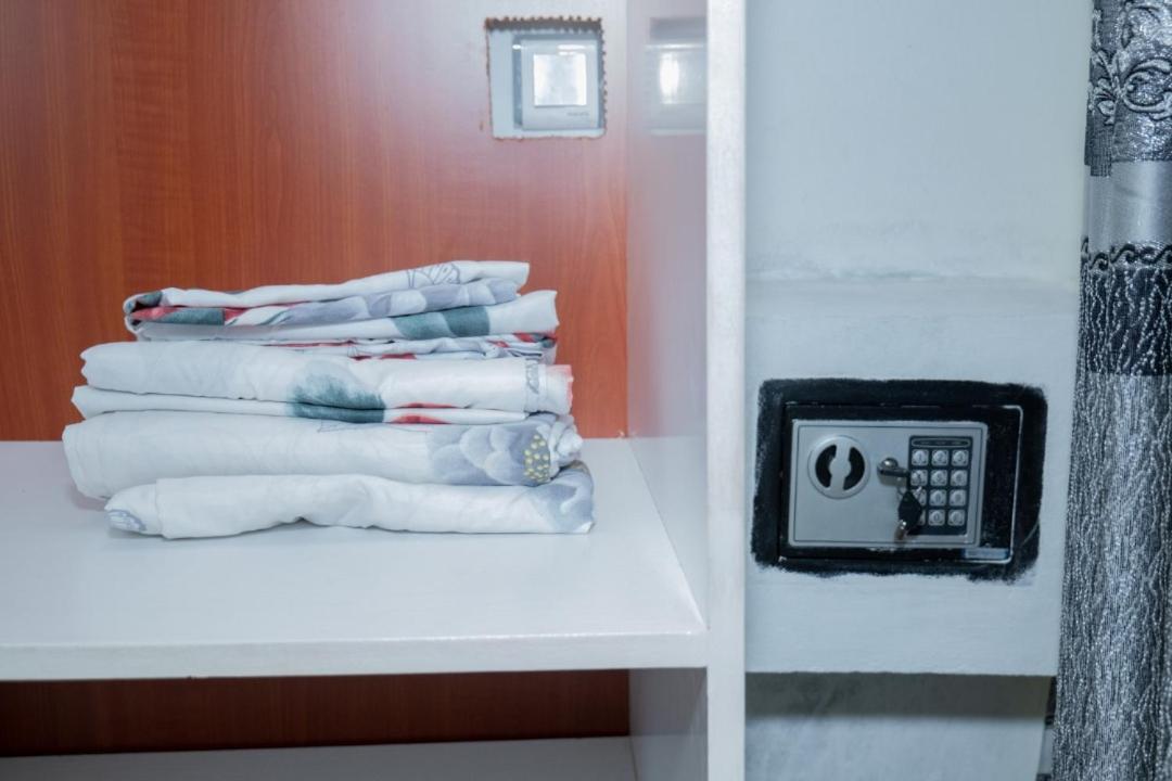 The City Block Apartment Bujumbura Exteriör bild