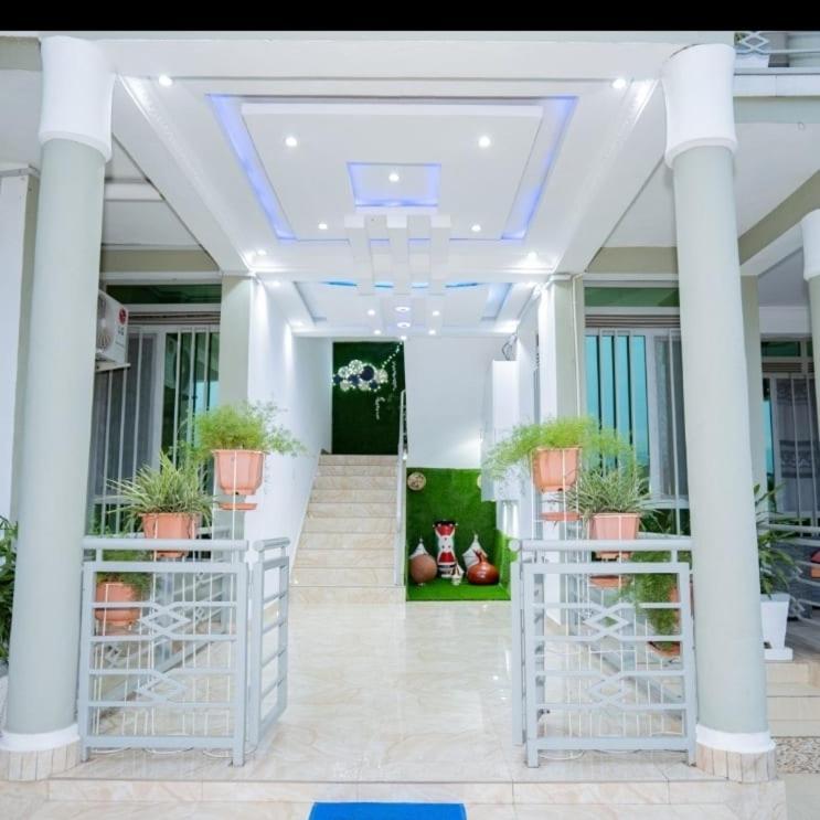 The City Block Apartment Bujumbura Rum bild